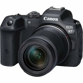 Canon EOS R7 + 18-150